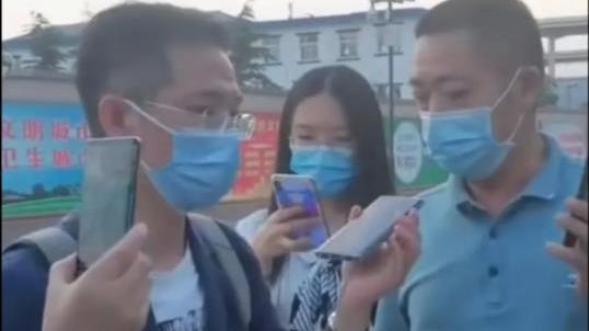 李沁|许敏不再抛头露面，潘克安全到达开封，李圣露出笑容，四张票给谁