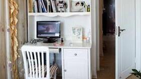 深圳的35平新房，厨房在厕所里，吃饭在鞋柜上，半平方都不敢浪费