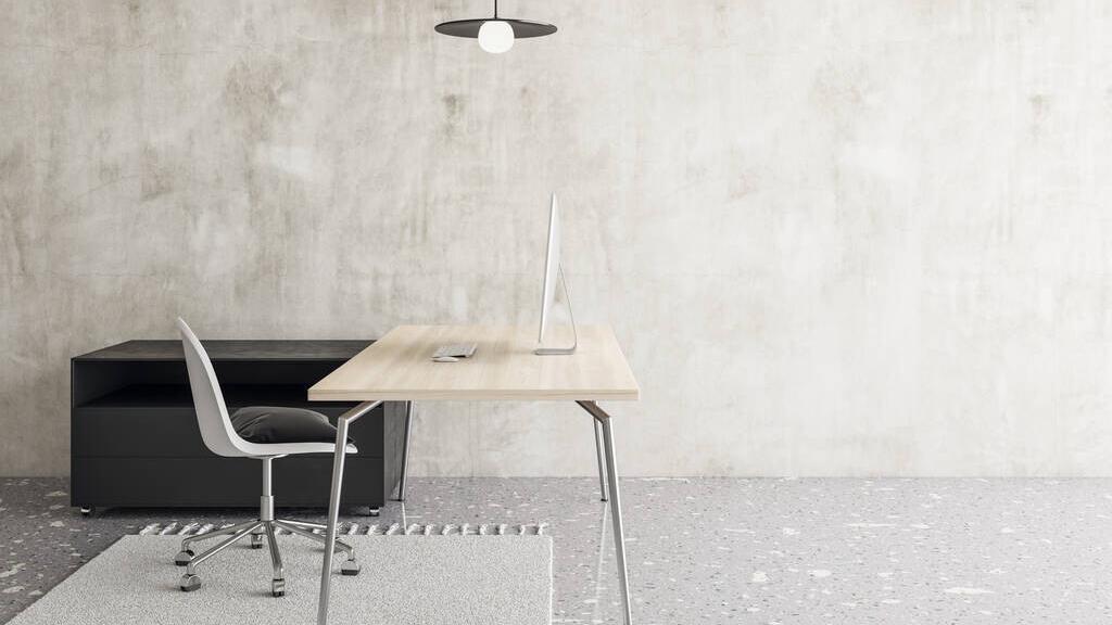 《一本小小的红色写作书》：少即是多，简即是精