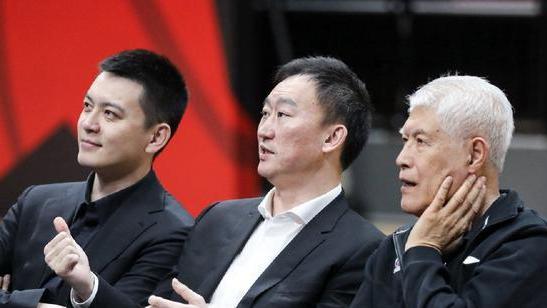 周琦|再见辽篮！CBA土豪抢先一步！曝上海不惜血本抢周琦，2方案出炉