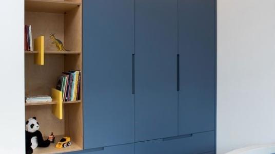 多花千八百也要加上这边，避开了繁琐的开关，衣柜利用率大大提升