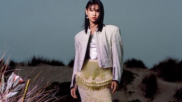 Vogue 首位登上《Vogue》的韩国模特儿，郑浩妍魅力何在？