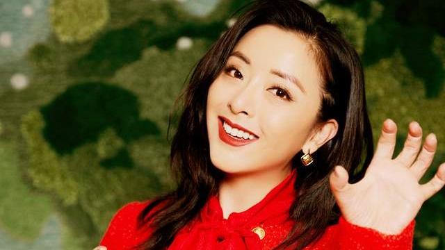 黄小蕾|《人世间》主演黄小蕾：我有4个爸爸妈妈，闪婚闪孕也幸福