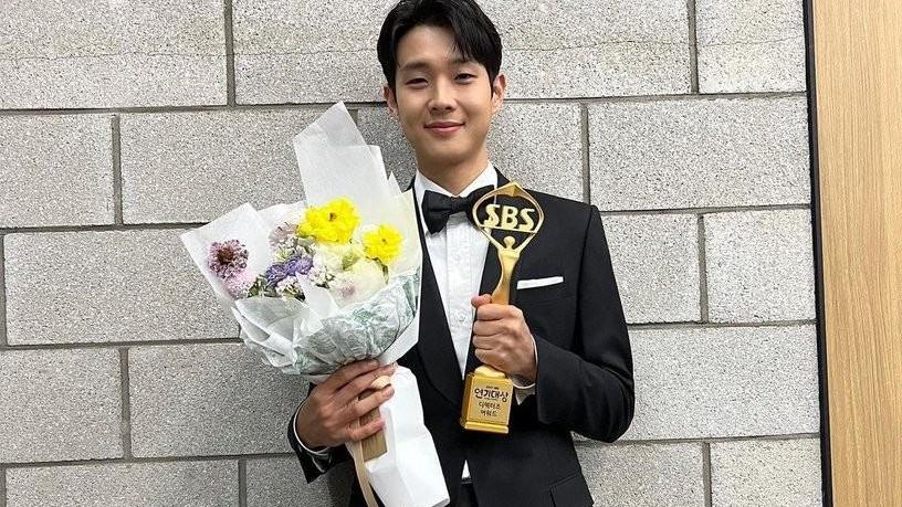 童颜|韩国童颜男演员人气TOP10！黄寅烨《为何是吴秀才》又演学生