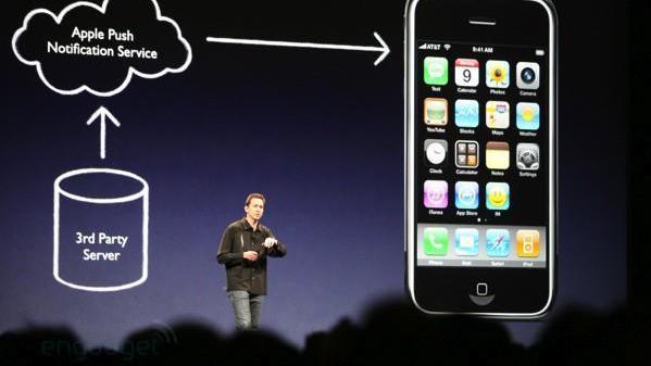 苹果|iPhone 13：运存只有4GB，苹果为什么敢这么干？