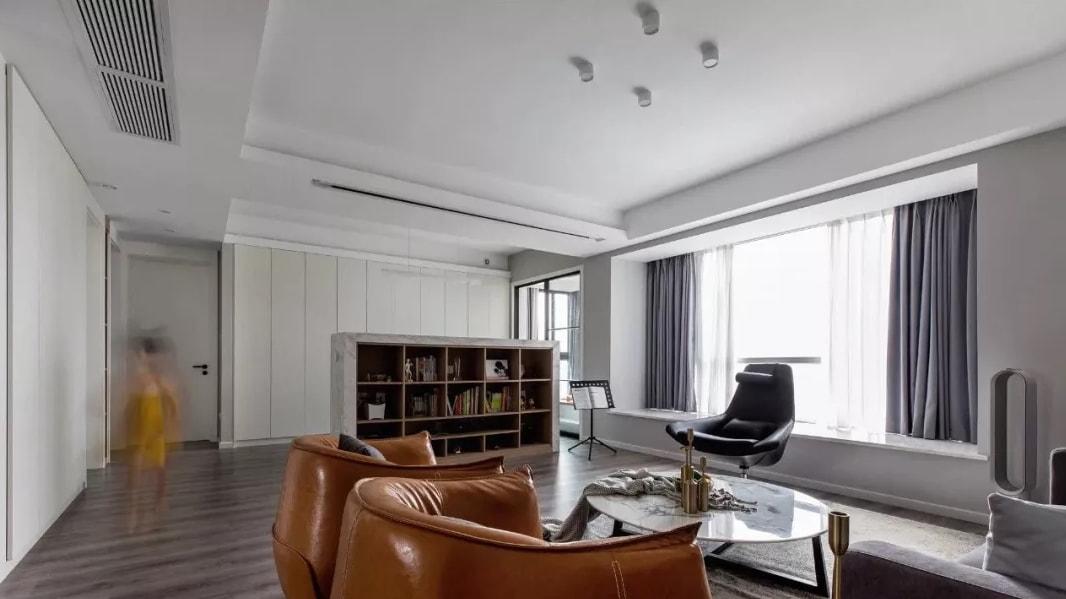 135平现代简约，客厅和书房相连，最大化利用空间！