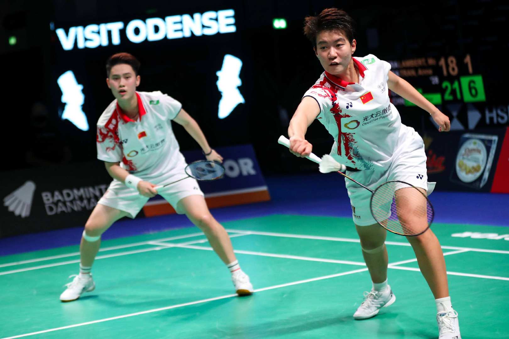 韩国队|国羽男双2-0横扫韩国，强势晋级决赛！女双苦战110分钟，1-2惜败