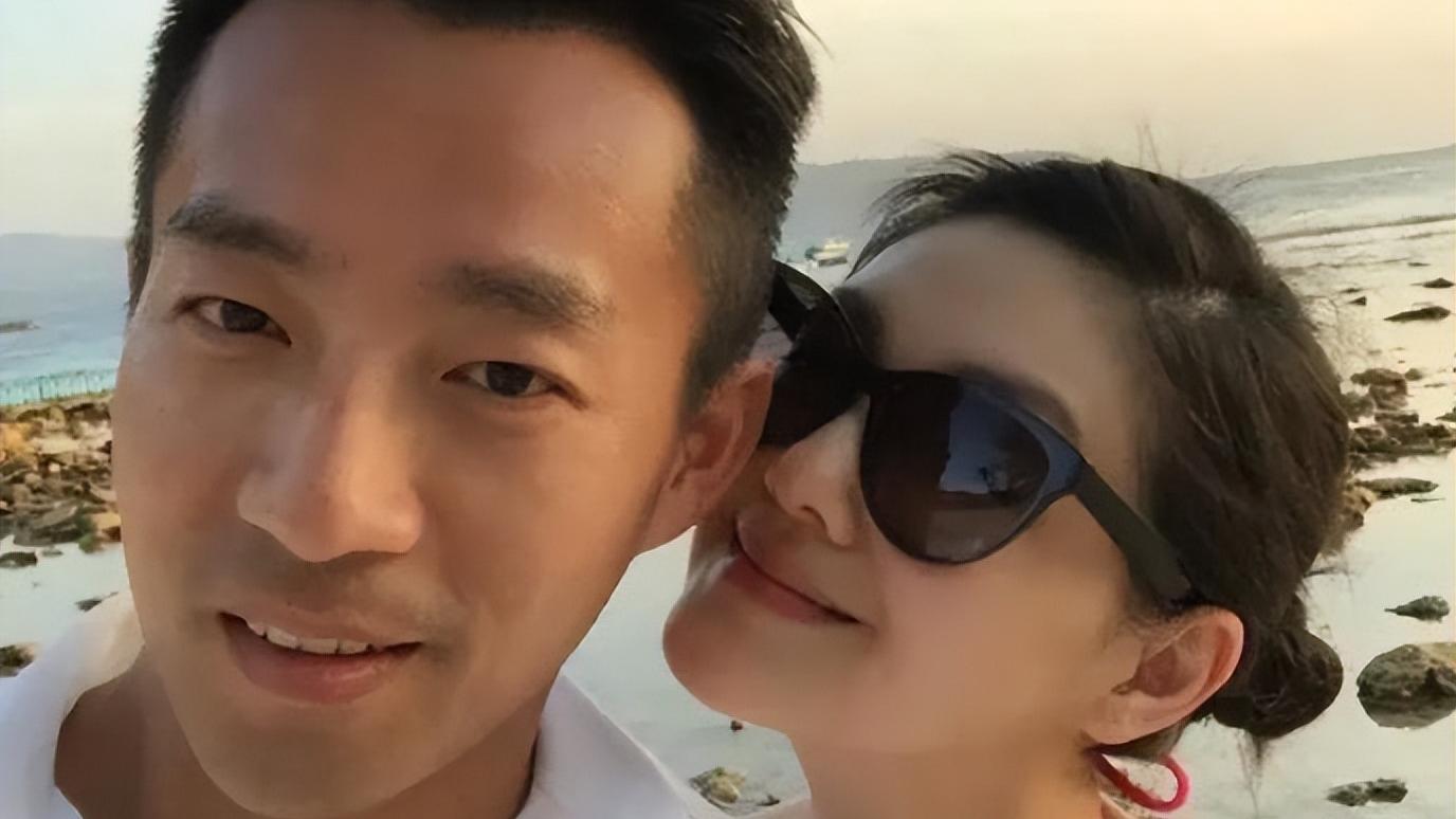 汪小菲|汪小菲发文否认出轨：有过酒后失态的行为，照片是朋友拍的