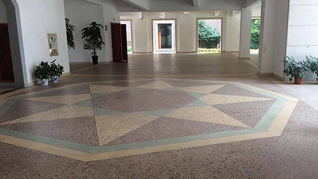 为什么使用水磨石地面的家庭越来越少？老师傅，告诉你答案