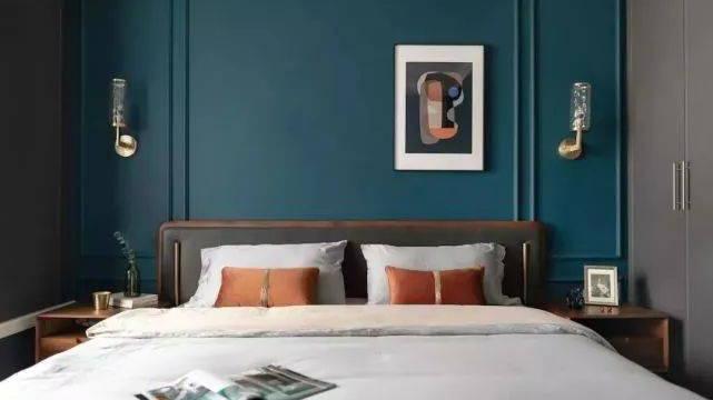 家里别只会刷漆贴壁纸了，现在流行装这种，时髦又耐用！