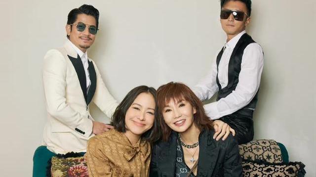 张曼玉|张曼玉时尚大片曝光，与林嘉欣合照似同龄人，郭富城谢霆锋太抢镜