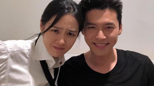 玄彬|孙艺珍宴上被劝酒，玄彬黑骑士举动霸气护妻！在孙艺珍面前变幼稚男