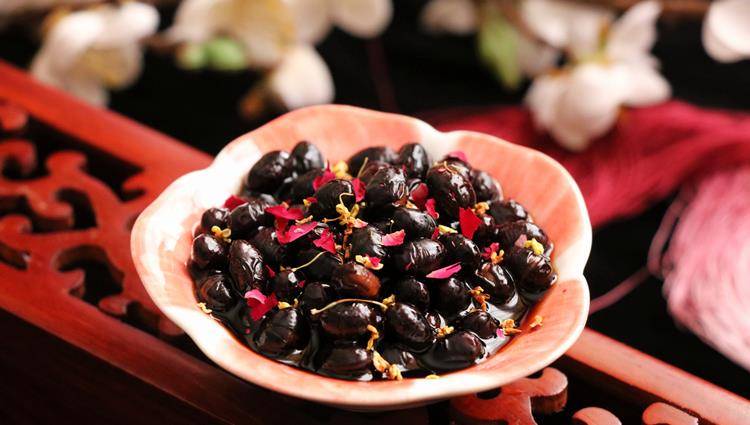 白带异常|俗话说：常食黑豆，百病不生，那每天都吃一小把黑豆，有哪些好处