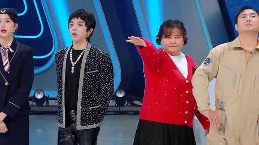 华晨宇|《王牌7》口碑难救，节目狂蹭热度，广告无孔不入，嘉宾缺存在感