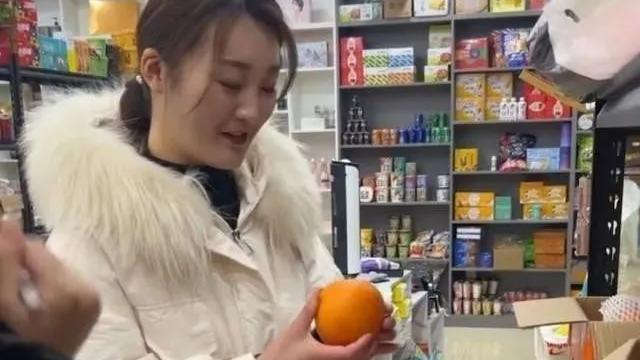 陈亚男|有人靠知识改变命运，也有人靠爹，而陈亚男是靠婚姻改变命运的！