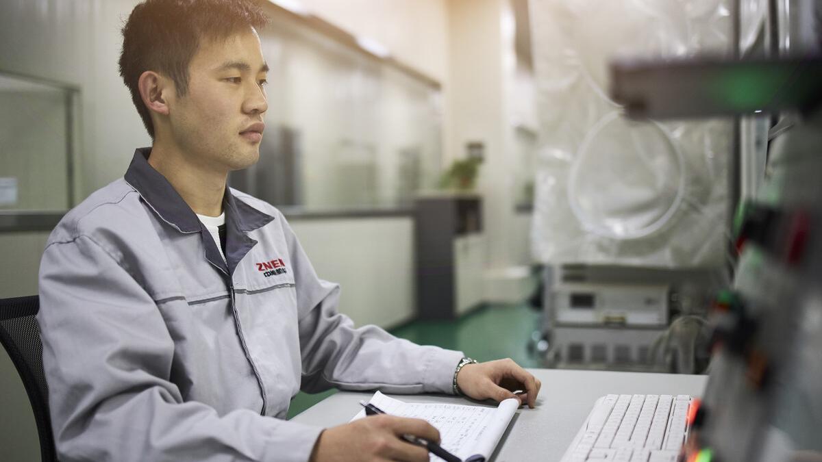 如何转变传统的生产管理方式？