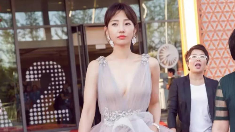 白百何|因“一指禅”一事淡出圈，凭新作强势回归，白百何能力如此强大？