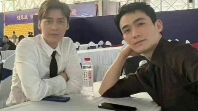 李易峰|罕见：百花奖颁奖典礼，朱一龙李易峰温暖同框！