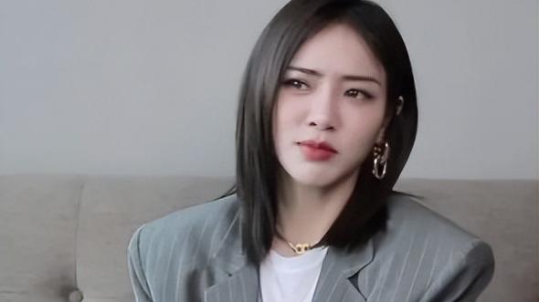 亲爱的小孩|《亲爱的小孩》：还有2集才大结局，大家却都把“原谅帽”戴好了