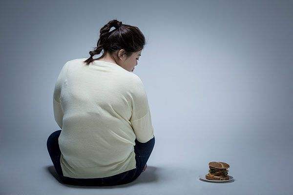 运动 肥胖并不是因为吃得多？原来4大方面都是危险因素，助你减肥成功