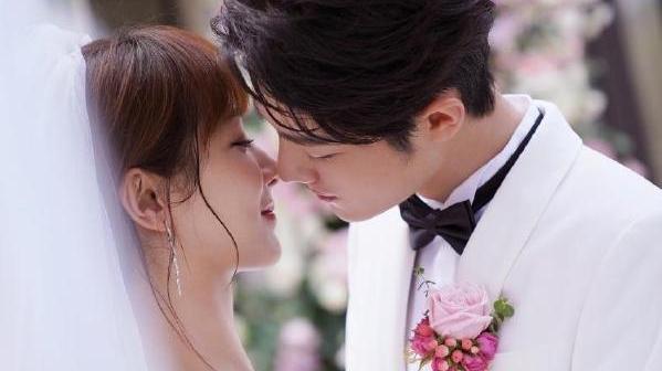 杨紫|肖战杨紫被传有望二搭，肖战喜讯不断，新节目官宣定档！