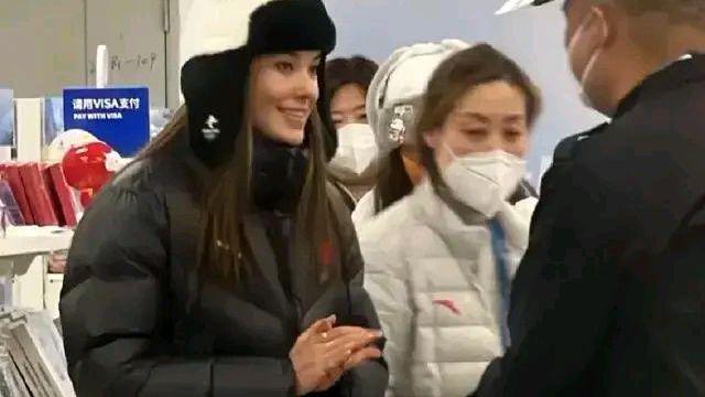 杜海涛|谷爱凌生图很美？郭碧婷怀二胎了？杜海涛家庭事业双丰收？