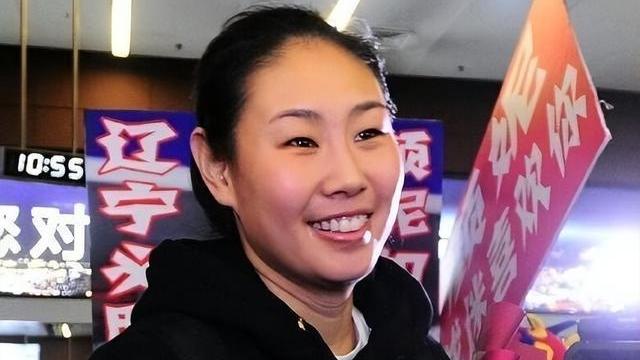 颜妮|女排35岁颜妮喜迎恋情？比她大2岁高大帅气，社媒还曾霸气示爱