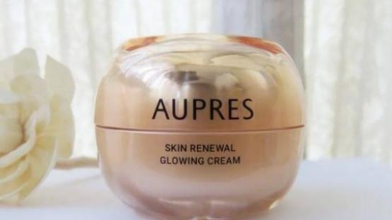 护肤品 适合40岁以上女人的抗老护肤品，淡纹效果明显, 亲测有效!