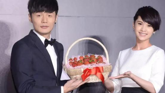 小S|AA制、分房睡、300天不见面不视频，这些明星夫妻相处模式太怪了