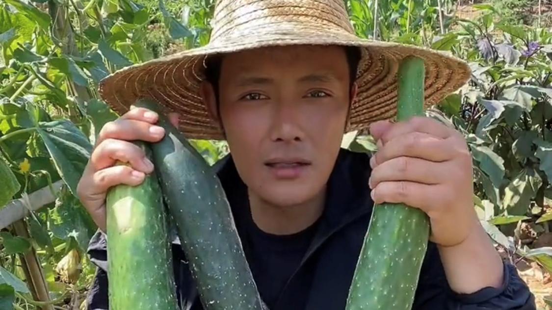 徐海为|男星徐海为离开演艺圈回老家卖菜；并表示：我不穷不惨过得很好！