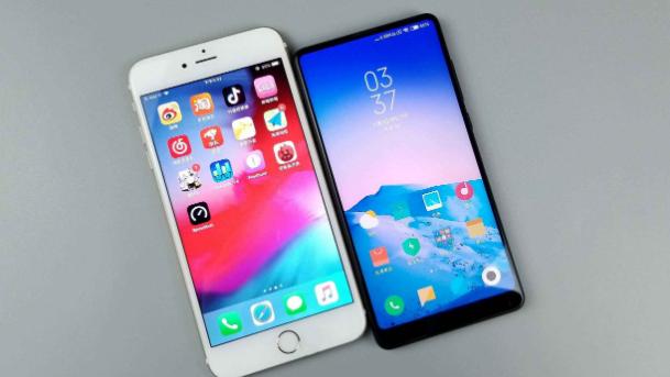 安卓|安卓，是基于Linux的开源项目，只是谷歌贡献最大而已