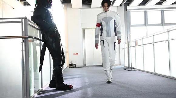 acgn漫评|大二要彻底黑化了，与究极revice对决，门田疑似获得全新腰带！