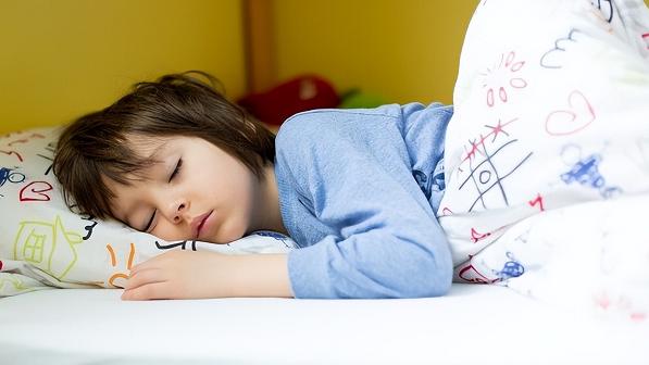 医生|80岁退休医生直夸：2种食物堪比“增高王”，孩子若爱吃，身高直冲180