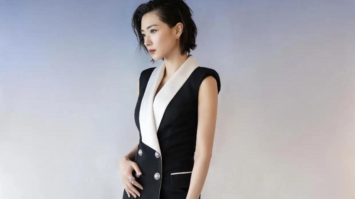 顾清俞|万茜被低估颜值，身材体型完美，尤其是她的鼻子！