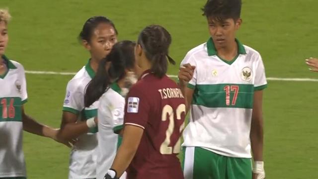 广东男篮|2场狂输0-22，女足亚洲杯第一支出局鱼腩队诞生，场均换一个门将