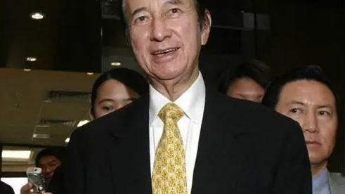 何超英|赌王病危时续命11年，长女何超英资产百亿，67岁结束了悲剧的一生