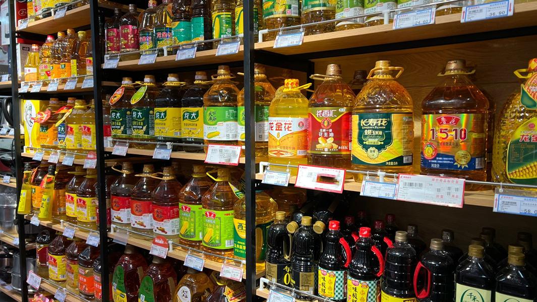 买食用油时，只要油桶上有这2个字，无论多便宜，都是优质好油