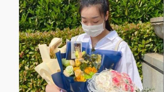 龚翔宇|恭喜！江苏女排“双冠”王牌宣布结婚喜讯，龚翔宇第一时间送祝福