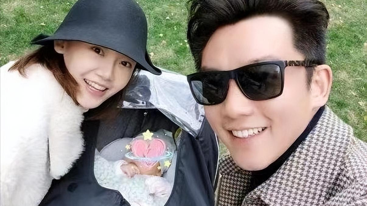 郑恺|36岁郑恺官宣二胎得子！婴儿小手十分白嫩
