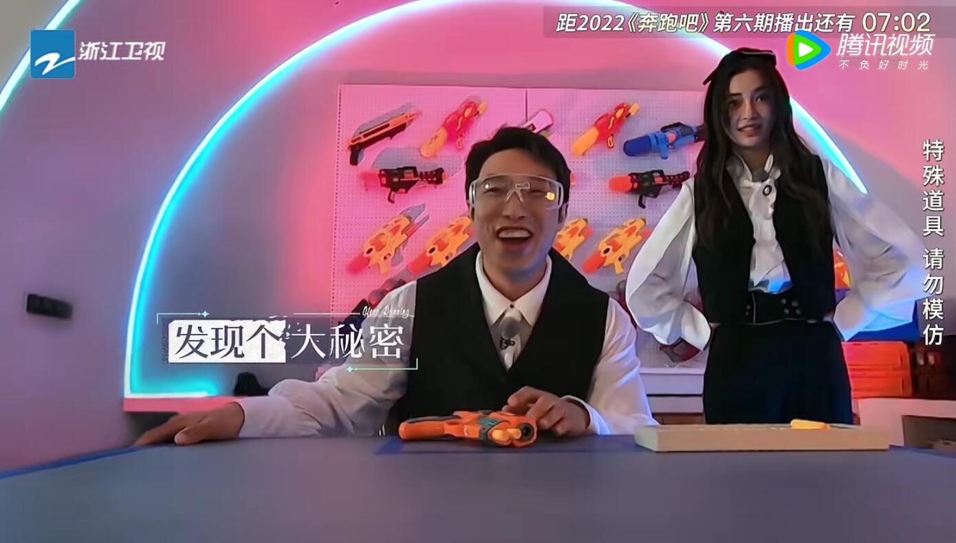 上官喜爱|烧饼的“无能”，让一直换人的《跑男》找到了新方向