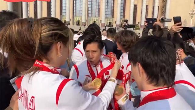 谷爱凌|谷爱凌真爱国！获表彰被点名含泪：能让更多人认识中国文化很荣幸