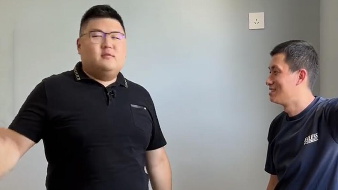 AMD|猴哥为阿张改建的旧宅正式落成！白色外墙显高档，豪送全套家电