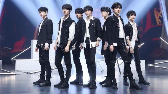 张靓颖|张靓颖吐槽《王牌对王牌》，男朋友补刀一针见血，时代少年团背锅