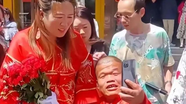 朱之文|身高100公分的大网红，扬言要娶大衣哥女儿，称对雪梅一见钟情