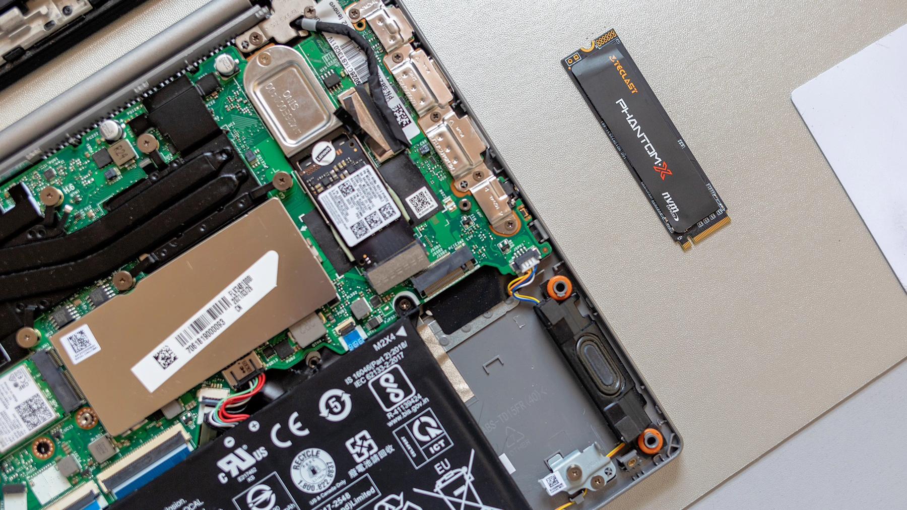 |小白升级笔记本固态硬盘全过程：300块让你的电脑重焕青春