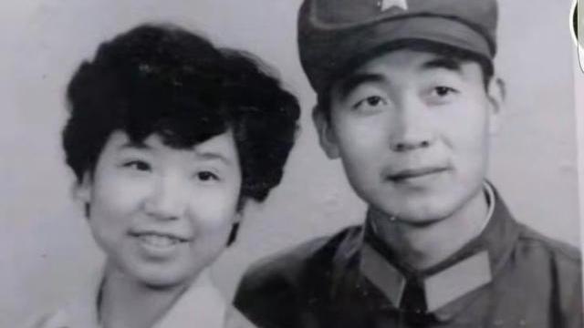 衙门口|郭爸军功遭受质疑，杜妈铁粉献春献良策，郭爸却仅去衙门口合张影