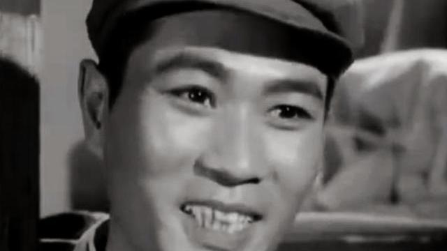 奇袭|出演《奇袭》《打击侵略者》，十余部电影中饰演战士却早已被遗忘