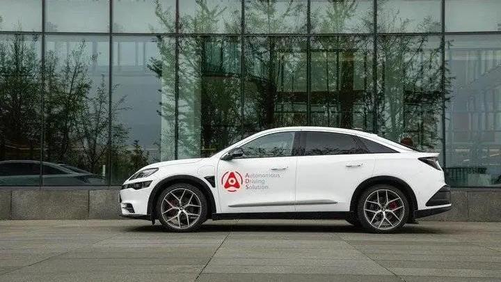 微软|收购华为自动驾驶部门？德被眼前一幕震撼：必须拿下中方工程师