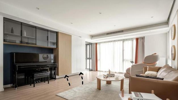 装餐边柜，传统落地式看不上了，悬空50公分，壁挂红砖墙上，省地