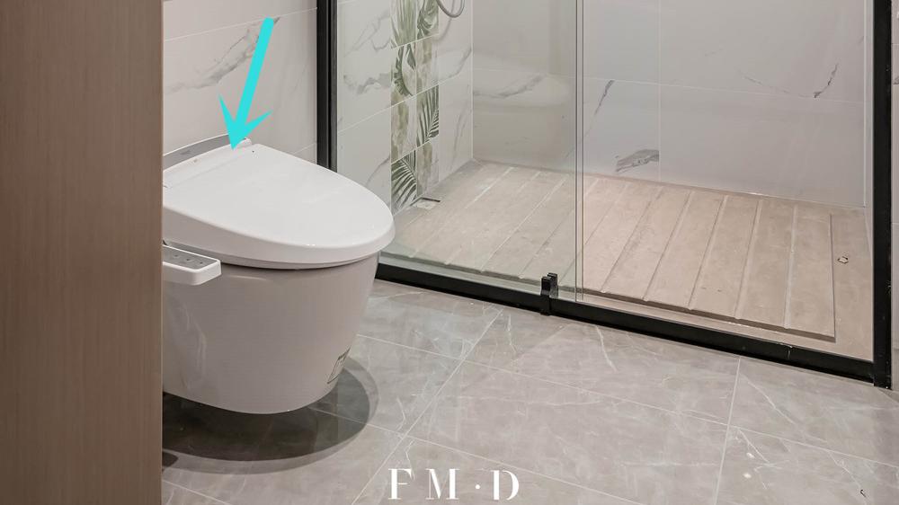 有过经验才会说：卫生间做到“7处壁挂”，绝对节省空间又好打理